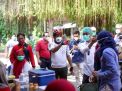 Hari Pertama Kebun Binatang Surabaya Dibuka, Wakil Walikota Armuji Bersepeda dan Ingatkan Prokes