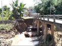 Karena Pohon Bambu, Jembatan Penghubung Desa di Tulungagung Ini Ambruk, Kok Bisa?