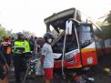 Breaking News : Bus Tertabrak Kereta, Data Sementara 4 Orang Meninggal