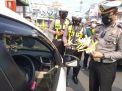 Selain Dekorasi Pernikahan, Janur Kuning Lain Punya Fungsi Lain Bagi Satlantas Polres Tulungagung