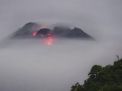 Gunung Merapi Semburkan Lava Pijar 12 Kali Disertai Gempa