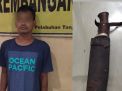 Lagi Asyik Beri Makan Burung, Pria ini Dihantam Balok Kayu Tetangganya