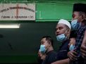 Warga Surabaya Gelar Salat Idul Fitri di Halaman Gereja, Ini Alasannya