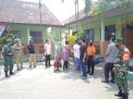Satgas Covid-19 Kecamatan Mojowarno Jombang Evakuasi 5 Pasien Positif ke Rumah Sehat
