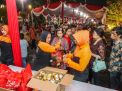Ribuan Warga Padati Balai Kota Surabaya Ikut Memeriahkan Perayaan Cap Go Meh 2024