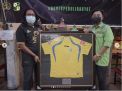 Bonek Green Nord 27 Lelang Jersey Legendaris Persebaya, Crazy Rich Surabaya Ini Tawar Rp110 Juta