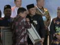 Kota Surabaya Raih Dua Penghargaan dari Kemenkes RI, Eri Cahyadi: Terkait Kota Sehat dan Pelayanannya
