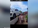 Dapat Ganti Rugi Pertamina, Warga Desa di Tuban Ini Kompak Beli Mobil