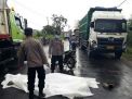 Nyalip tak Hati-hati, Warga Menganti Gresik Tewas Terlindas Truk
