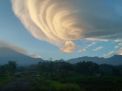 Ada Awan Aneh di Gunung Welirang, Petanda Apa?