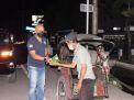 Rasa Peduli, BNNP Kalsel Sebar Ratusan Makanan untuk Pejuang Jalanan