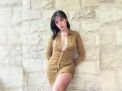 PPKM Darurat Diperpanjang, Jessica Iskandar Semangati Publik dengan Pose Seksi Buka Empat Kancing Bajunya: We Can Do It!