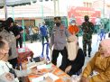 Tinjau Vaksinasi Serentak 114 Titik di Jatim, Kapolri Optimis Target 2 Juta Per Hari Tercapai