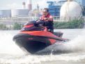 Jajal Jet Ski di Wisata Romokalisari, Armuji Harapkan Pengembangan Kawasan Wisata Terintegrasi