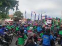 Massa Buruh Kepung Kantor Gubernur Jatim Tuntut Revisi UMP 2022 yang cuma Naik Rp22 Ribu