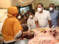 Pasar Tambakrejo Dikunjungi Menteri Perdagangan, Wakil Walikota Armuji Minta Pasokan Minyak Terjamin