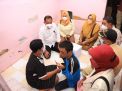 Wakil Walikota Armuji Kunjungi Dua Anggota Keluarga Lumpuh dalam Satu Rumah