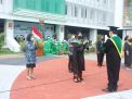 STIE Perbanas Surabaya Gelar Wisuda Online Berkonsep Outdoor