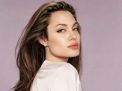 Angelina Jolie Bongkar Alasan Perceraiannya dengan Brad Pitt, KDRT dan Pelecehan Harvey Weinstein