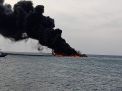 Kapal Angkut 120 Jerigen Berisi BBM Jenis Pertamax Hangus Terbakar di Sumenep