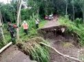 Sungai Brantas Meluap, Akses Penyeberangan Tulungagung-Blitar Ambrol