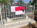 Kenang Kematian Herman, Keluarga Pasang Papan Merah Putih dengan Pistol