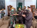 HUT TNI Ke-75, Kapolresta Sidoarjo Beri Kejutan Jajaran TNI