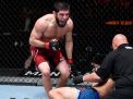 Ganas, Islam Makhachev Si Penerus Khabib Tumbangkan Petarung Amerika