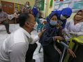 Percepat Vaksin Dosis Tiga, Pemkot Surabaya Gelar Vaksinasi Massal Lansia di Balai RW