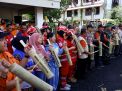 Peringati HKB 2024, Pemkot Surabaya Bekali Kesiapsiagaan Bencana pada Warga Rusunawa Penjaringansari