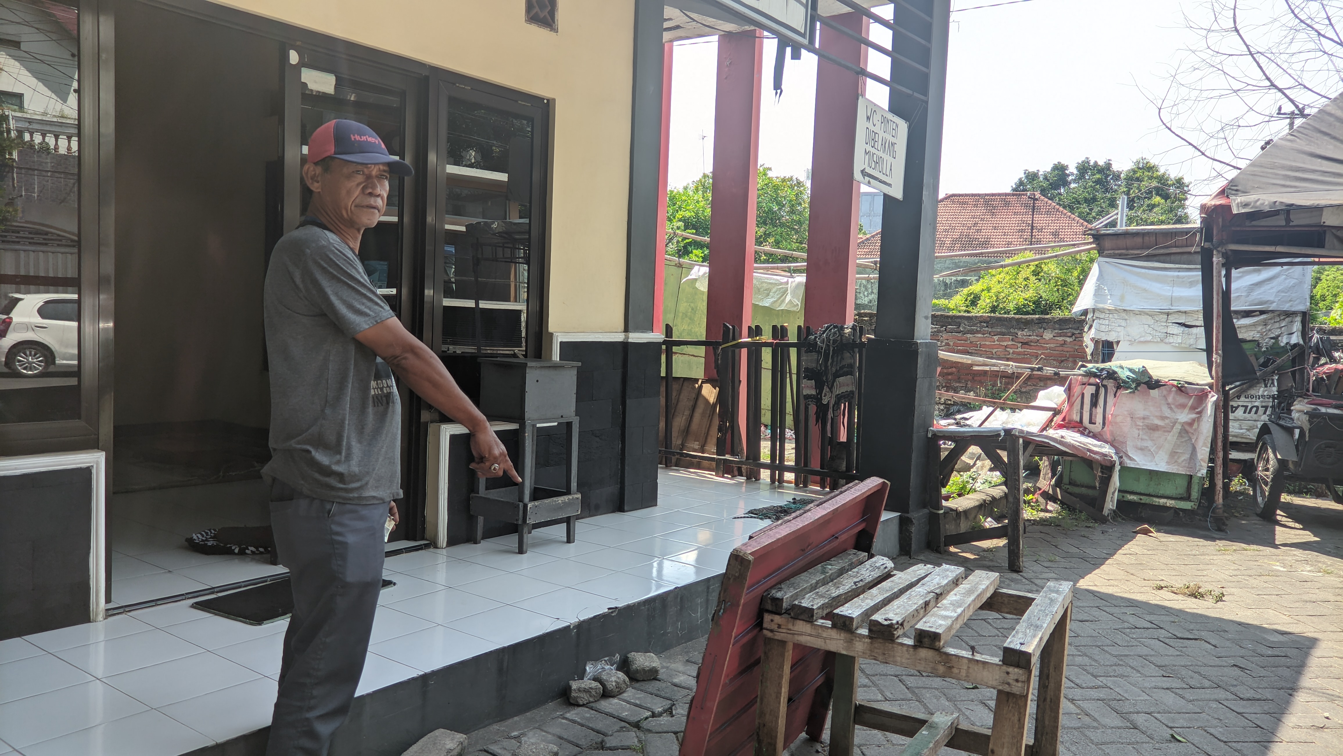 Dicuri saat tidur, motor milik marbot (Leonard Erikson (57) di Kota Probolinggo raib dicuri pada Minggu, 16 April 2023 