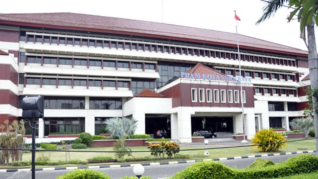 Perusahaan Daerah Air Minum (PDAM) Surya Sembada Kota Surabaya