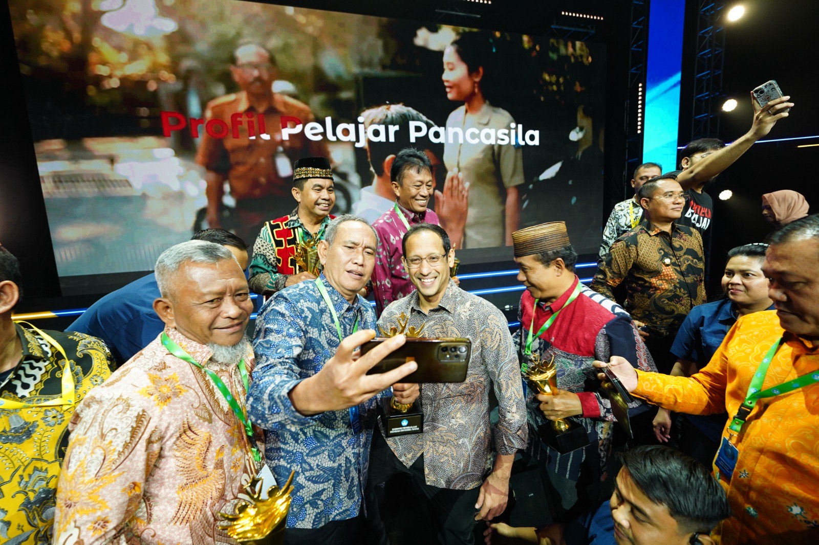 Acara penghargaan Anugerah Merdeka Belajar 2024 di Kemendikbud Ristek RI