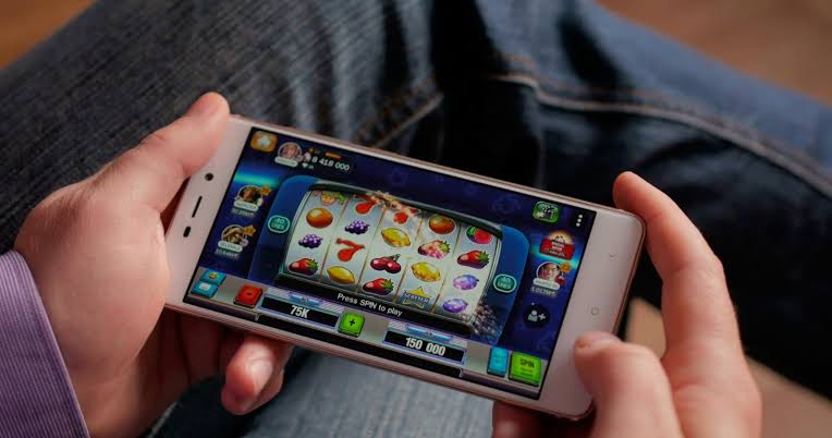 Judi online di smartphone