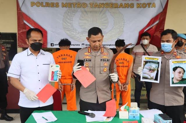 Polres Metro Tangerang Kota yang dipimpin Kombes Pol Zain Dwi Nugroho melakukan konferensi pers penangkapan begal.