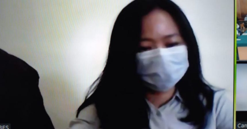 Terdakwa Evi Tanudjaja saat sidang virtual di PN Surabaya