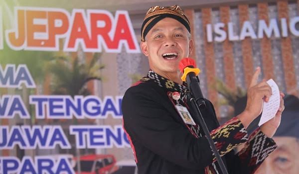 Gubernur Jawa Tengah Ganjar Pranowo