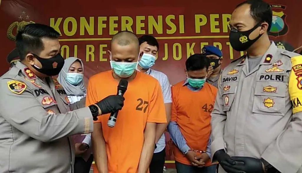 Tawarkan Siswi SMA Rp 1 Juta, Mucikari Prostitusi Online Diringkus