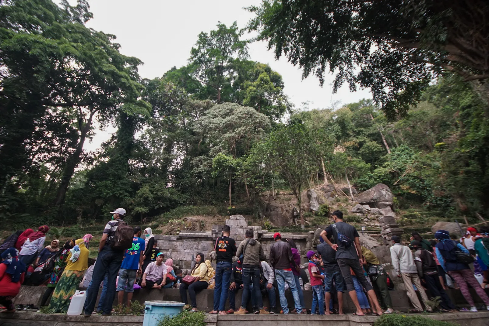 FOTO: Petirtaan Jolotundo, Menyambut Baik Wacana Kebijakan Pemerintah