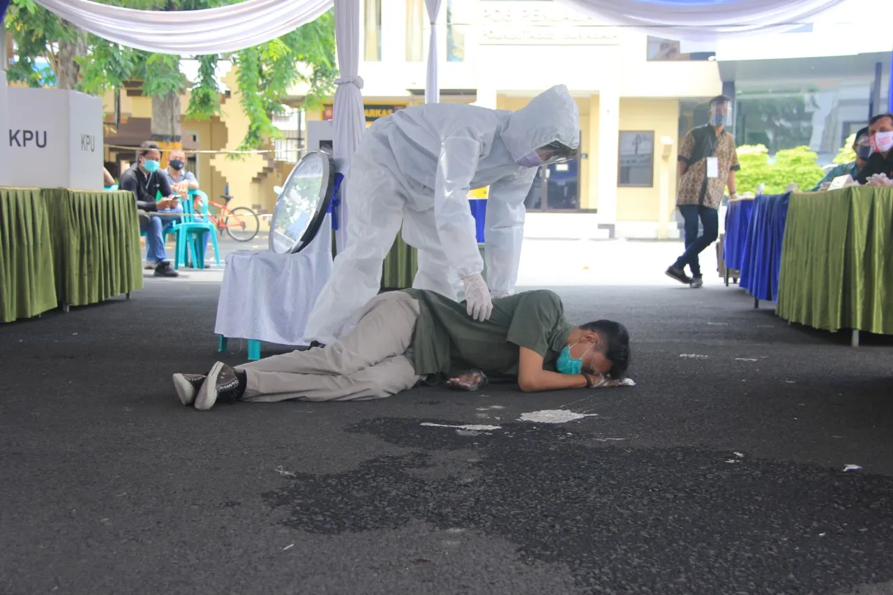 KPU Simulasi Coblosan di Polrestabes Surabaya