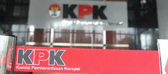 Terima Pempek, Pegawai KPK Dipecat