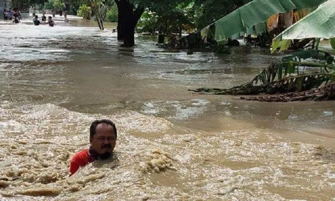 Kali Lamong Meluap Lagi, Tenggelamkan 8 Desa di Gresik