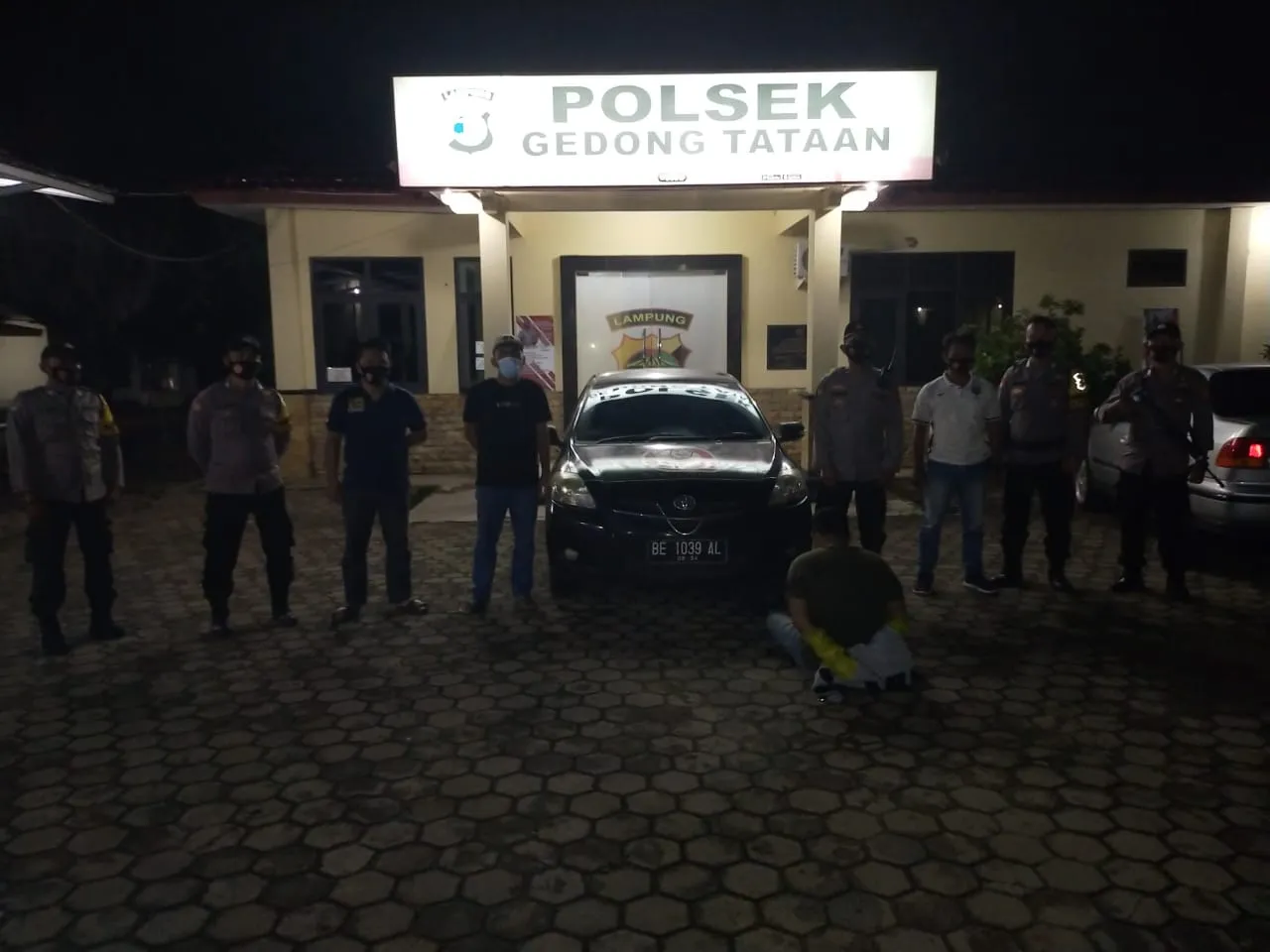 Baca juga : Nyaru Jadi Penumpang, Begal Bersajam Gagal Rampas Taksi Online