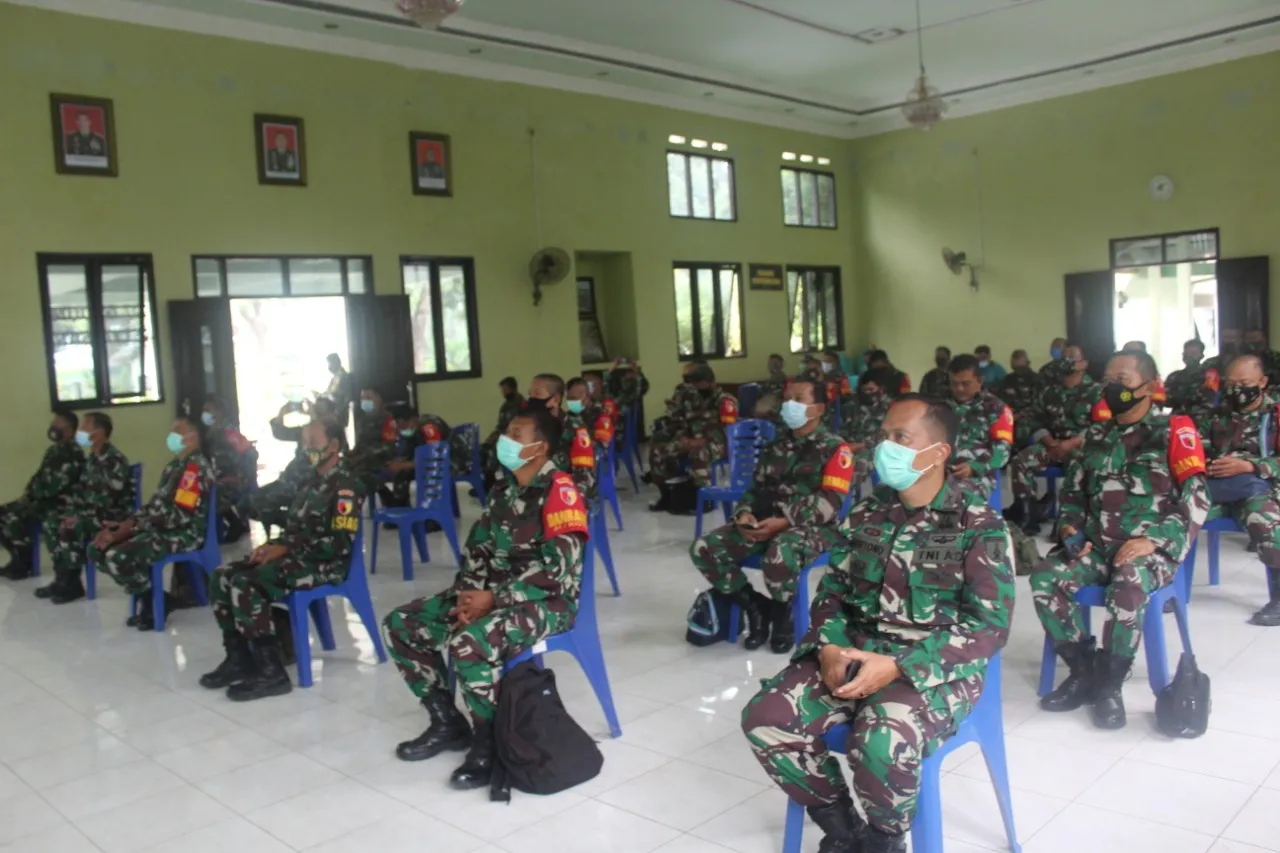 Danramil Jajaran Kodim Kediri Dikerahkan Sosialisasi Vaksin Covid-19
