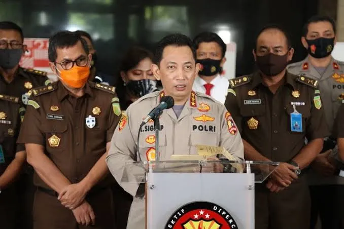HOT NEWS: Presiden Jokowi Pilih Komjen Listyo Sigit Calon Kapolri