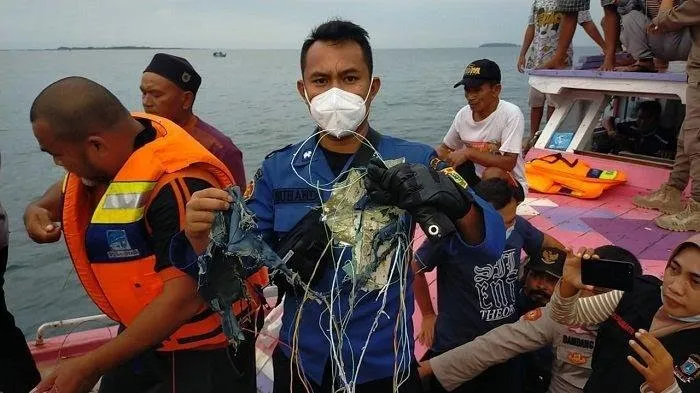 Pesawat Sriwijaya Jakarta-Pontianak Jatuh & Meledak, Ini Kronologinya