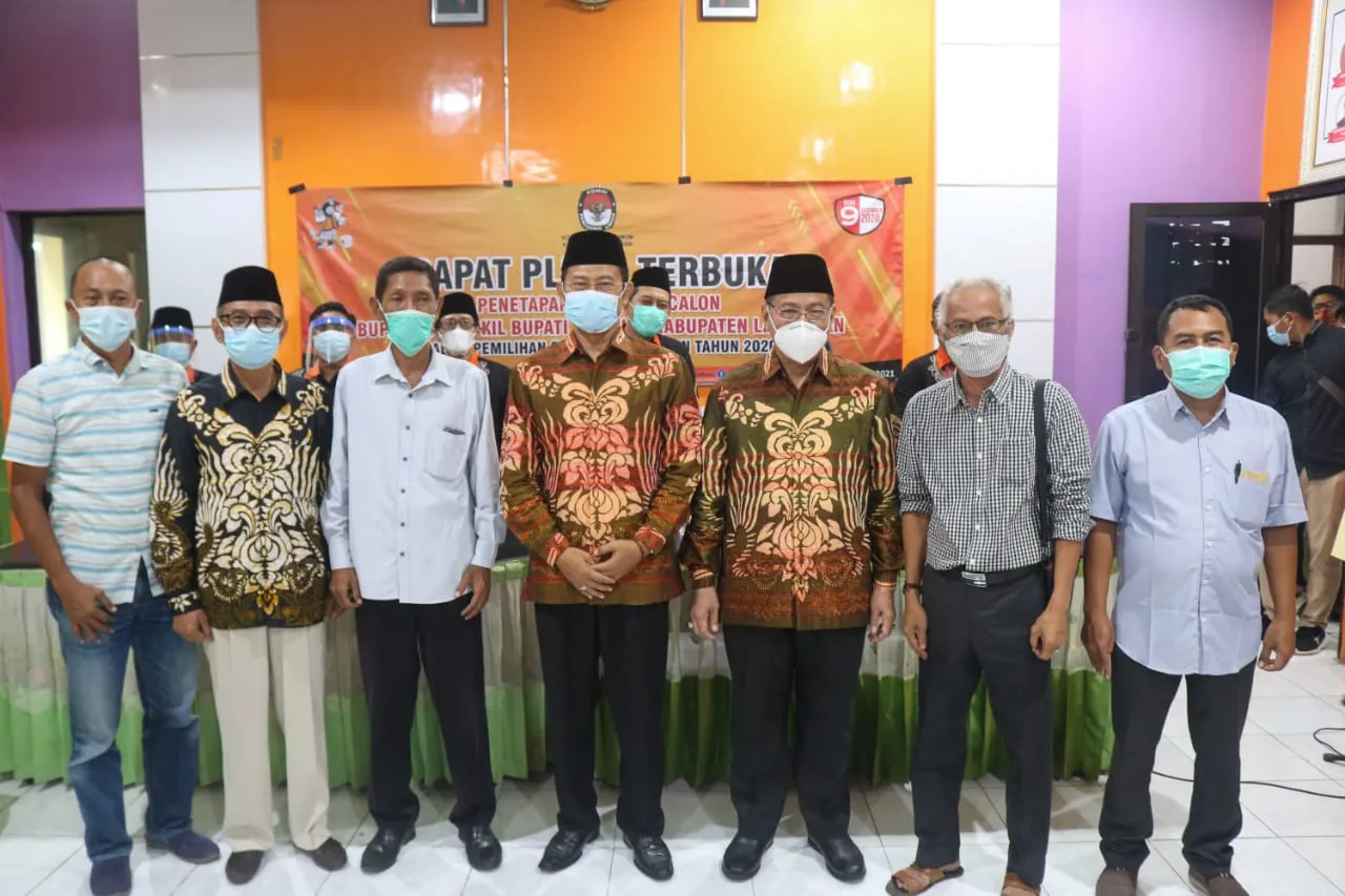 KPU Lamongan Tetapkan Paslon Terpilih Yuhronur Efendi-Abdul Rouf