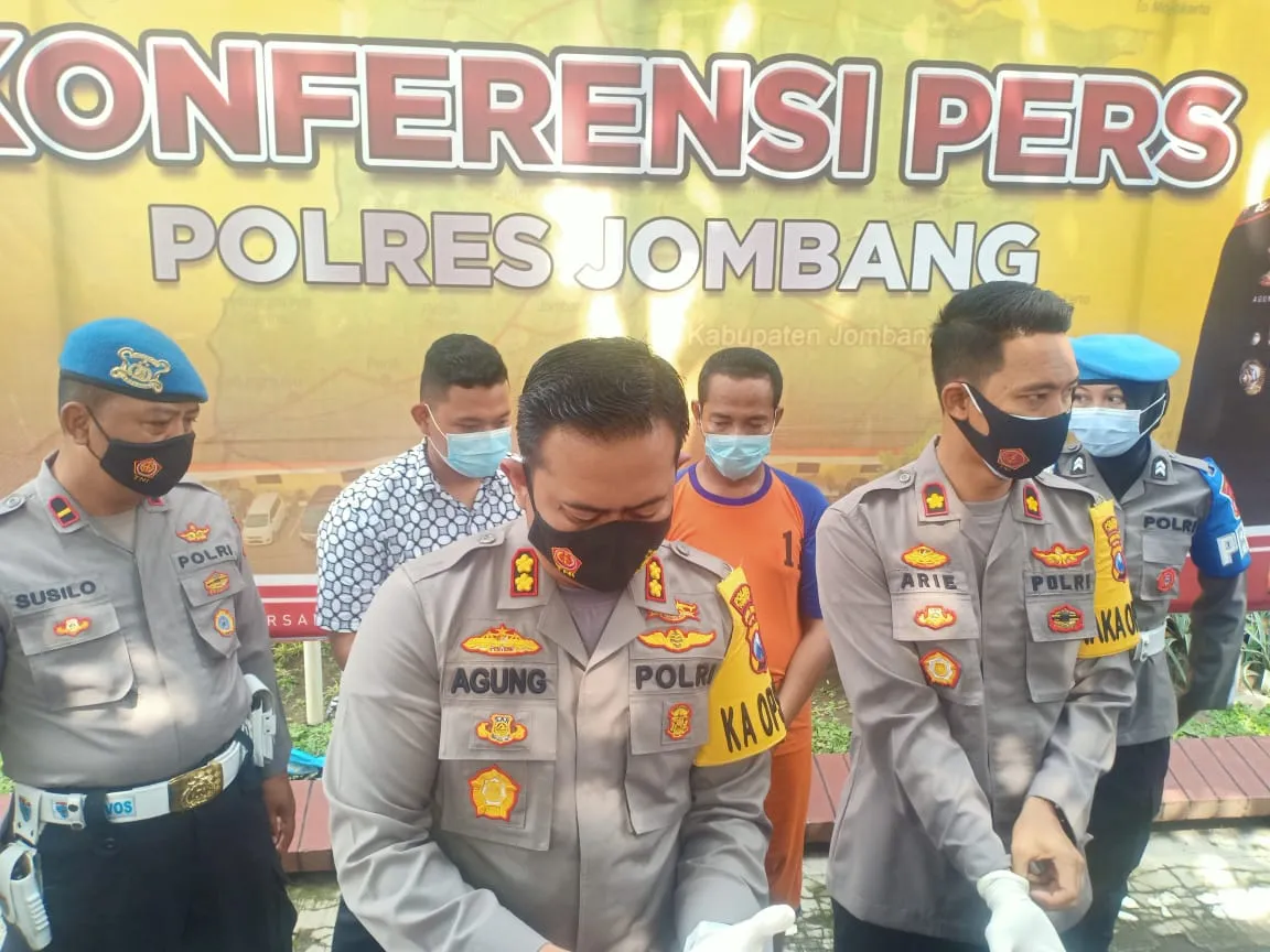 Diduga Cabuli 6 Santriwati, Oknum Kyai Pesantren di Jombang Ditangkap