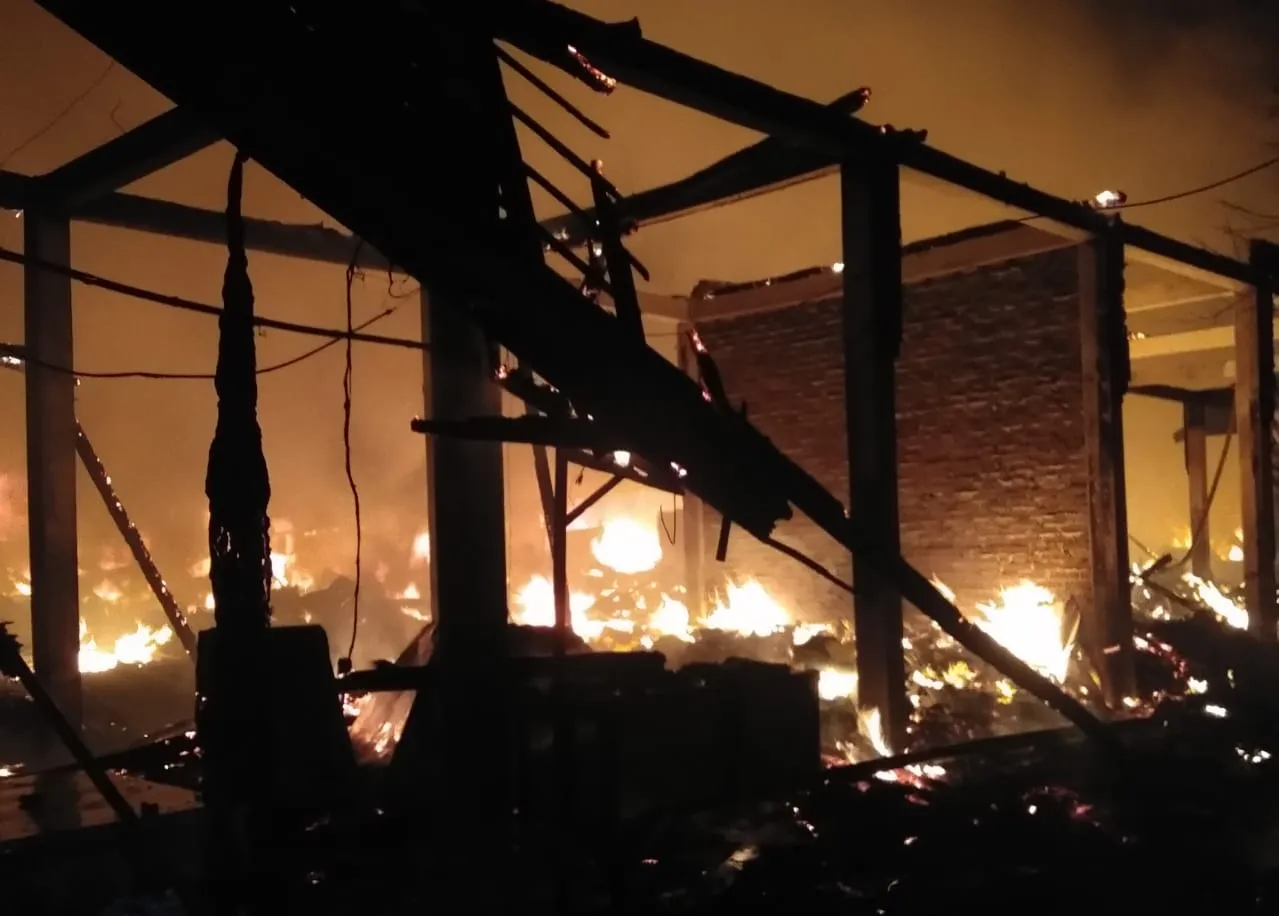 Pasar Kepoh Bojonegoro Terbakar, 350 Kios Ludes dalam Semalam