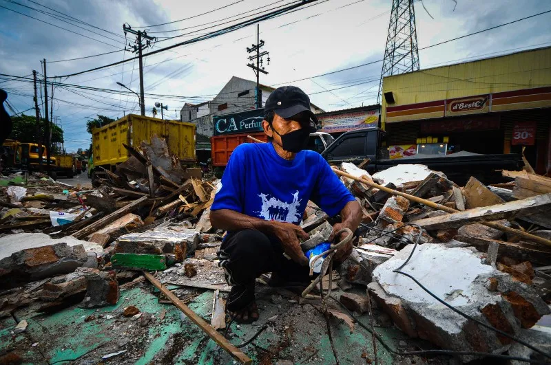 FOTO: 14 Bangli di Simo Gunung Diratakan